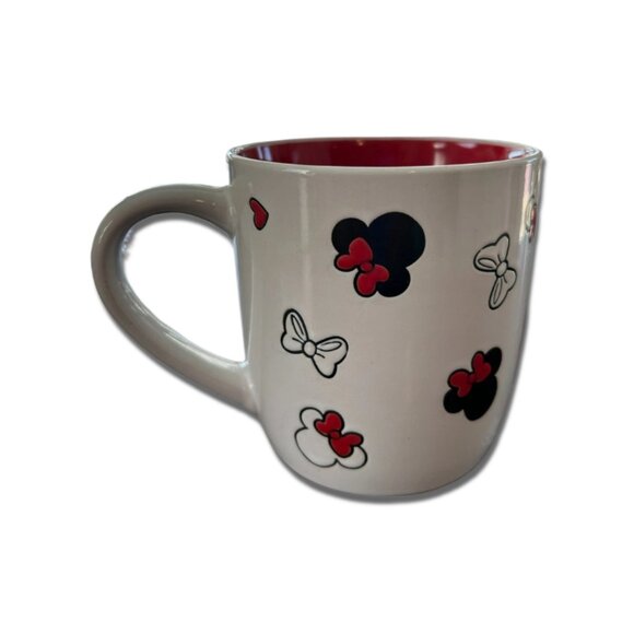 Minnie Mouse Collection Mug - Disney Fan Gift Idea - Picture 2 of 6